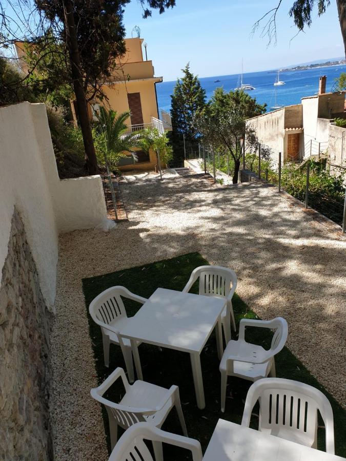 Blue Lagune Taormina Mare Exterior photo